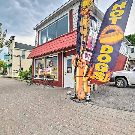 Walkable St Ignace Condo With Lake Huron Views Saint-Ignace Extérieur photo