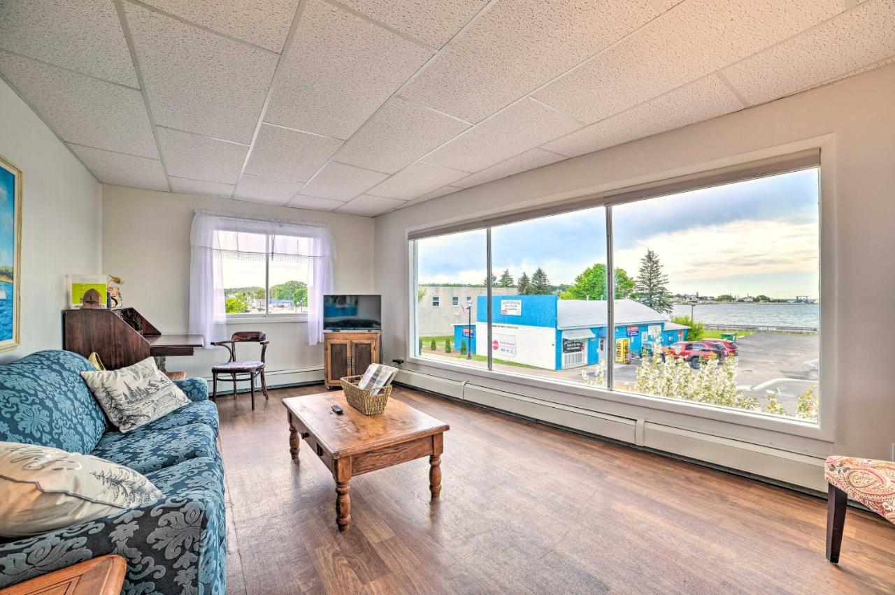 Walkable St Ignace Condo With Lake Huron Views Saint-Ignace Extérieur photo