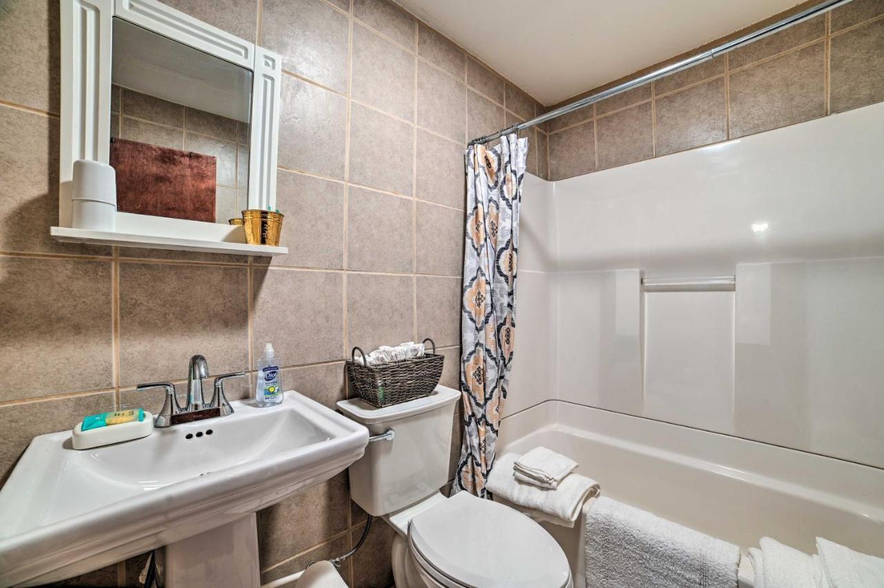 Walkable St Ignace Condo With Lake Huron Views Saint-Ignace Extérieur photo