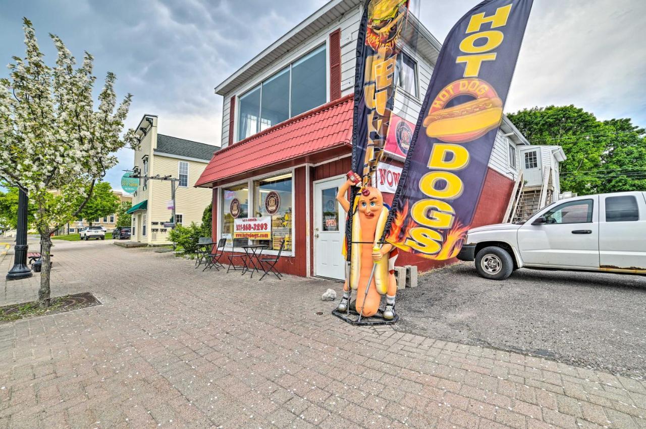 Walkable St Ignace Condo With Lake Huron Views Saint-Ignace Extérieur photo