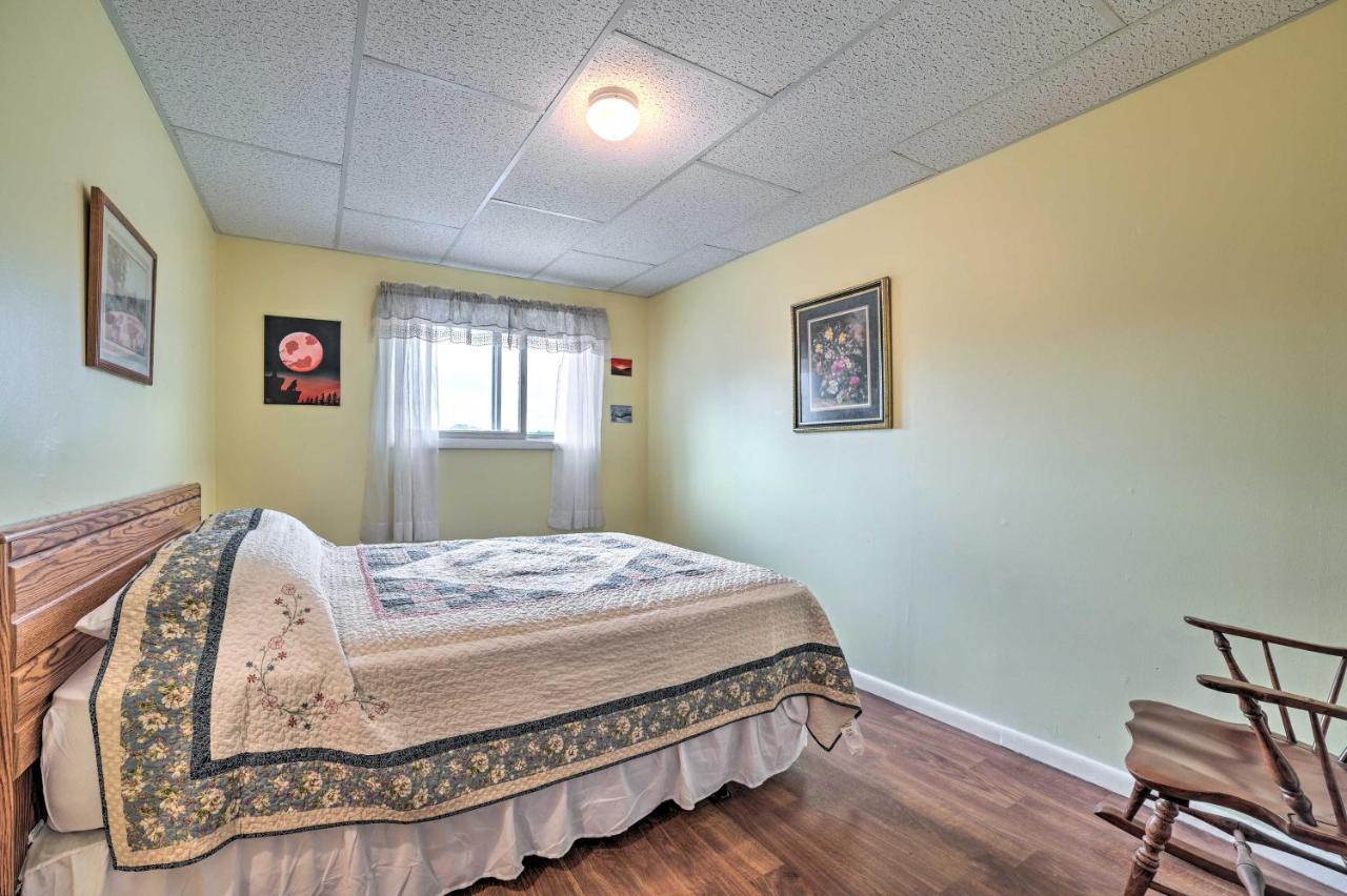 Walkable St Ignace Condo With Lake Huron Views Saint-Ignace Extérieur photo